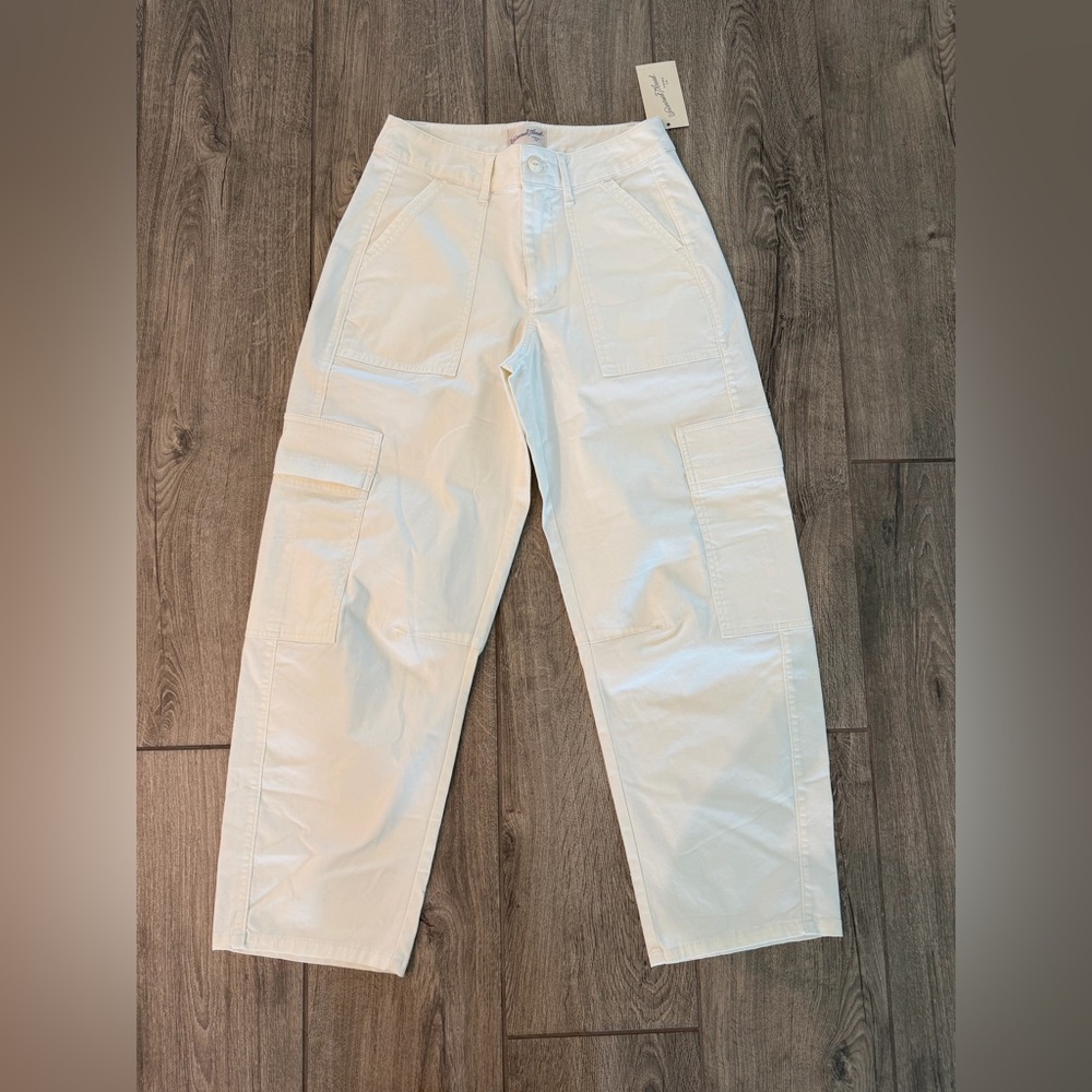 Universal Thread White Cargo Pants